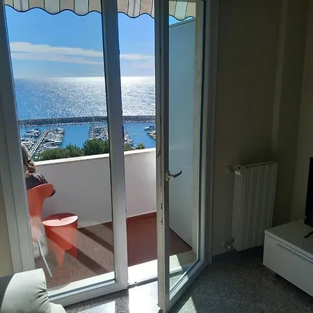 Bella Vista Sopra Il Porto! דירה *