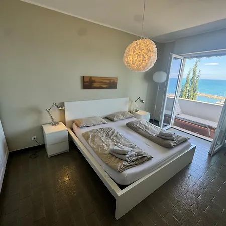 Bella Vista Sopra Il Porto! شقة *