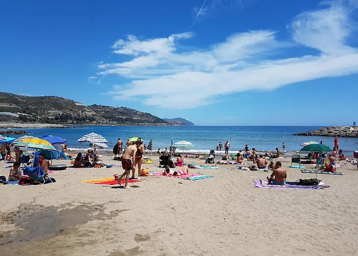 Lägenhet Bella Vista Sopra Il Porto!