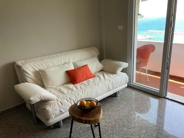 Bella Vista Sopra Il Porto! *
