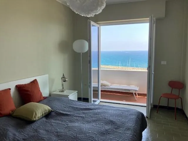 Bella Vista Sopra Il Porto! *