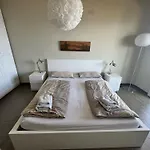 Bella Vista Sopra Il Porto! * سان لورينسو أل ماري