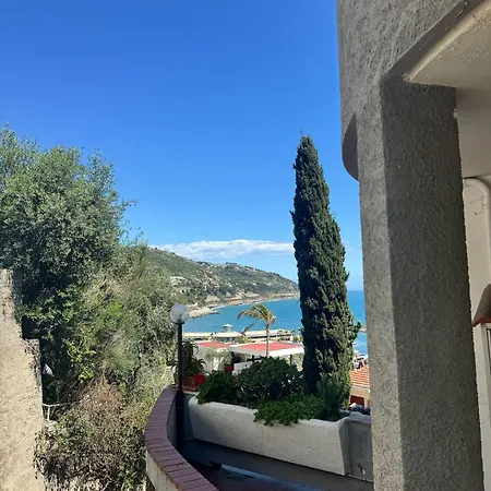 Bella Vista Sopra Il Porto!