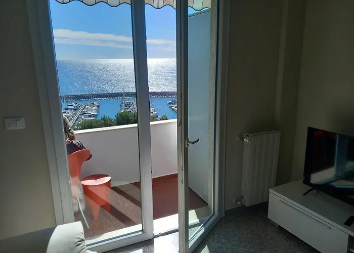Bella Vista Sopra Il Porto! Lejlighed *